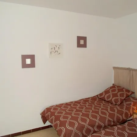 Cosy Avec Terrasse Et Animaux Admis A - Fr-1-503-38