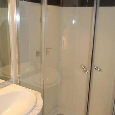 Cosy Avec Terrasse Et Animaux Admis A - Fr-1-503-38 Apartment Balaruc-les-Bains