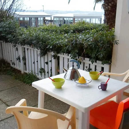 Cosy Avec Terrasse Et Animaux Admis A - Fr-1-503-38 * Balaruc-les-Bains