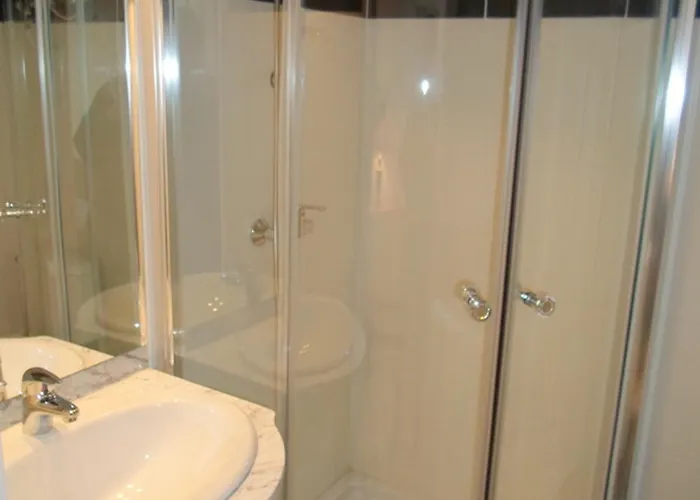 Cosy Avec Terrasse Et Animaux Admis A - Fr-1-503-38 *