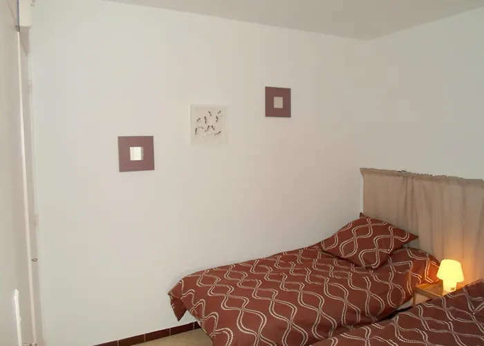 Cosy Avec Terrasse Et Animaux Admis A - Fr-1-503-38 Apartamento Balaruc-les-Bains
